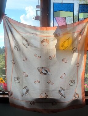 Vintage Avon Seashell Print Scarf - Cream & Peach